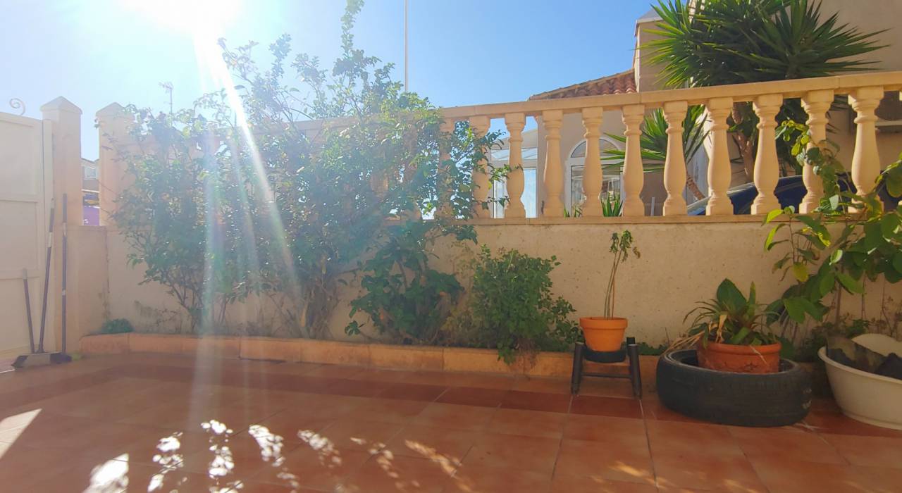 Sale - Chalet - Torrevieja - Torreblanca