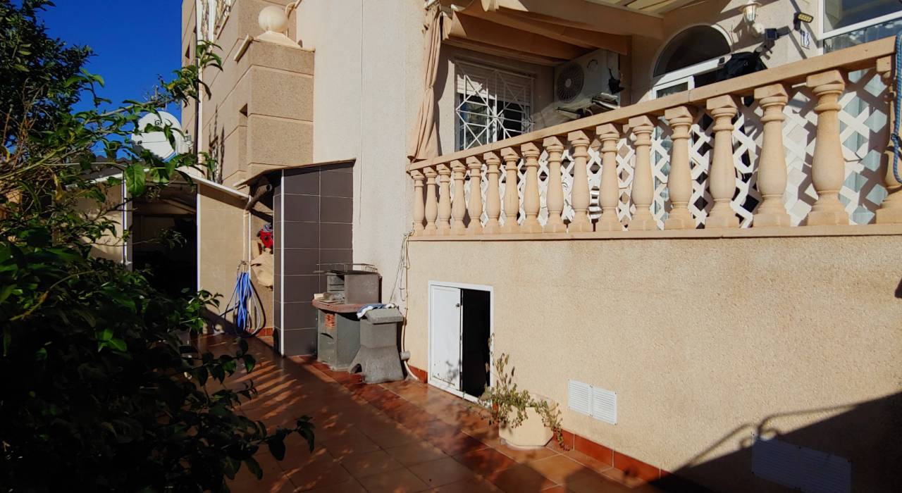 Sale - Chalet - Torrevieja - Torreblanca