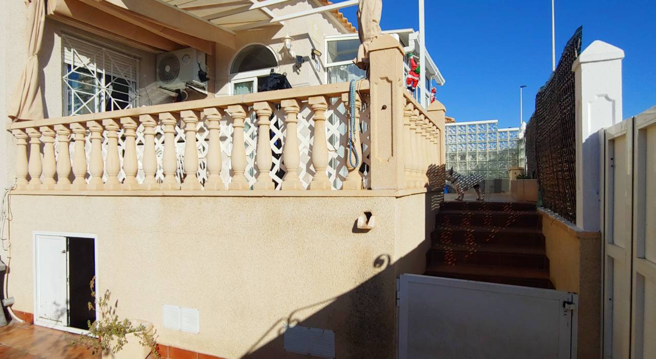 Sale - Chalet - Torrevieja - Torreblanca