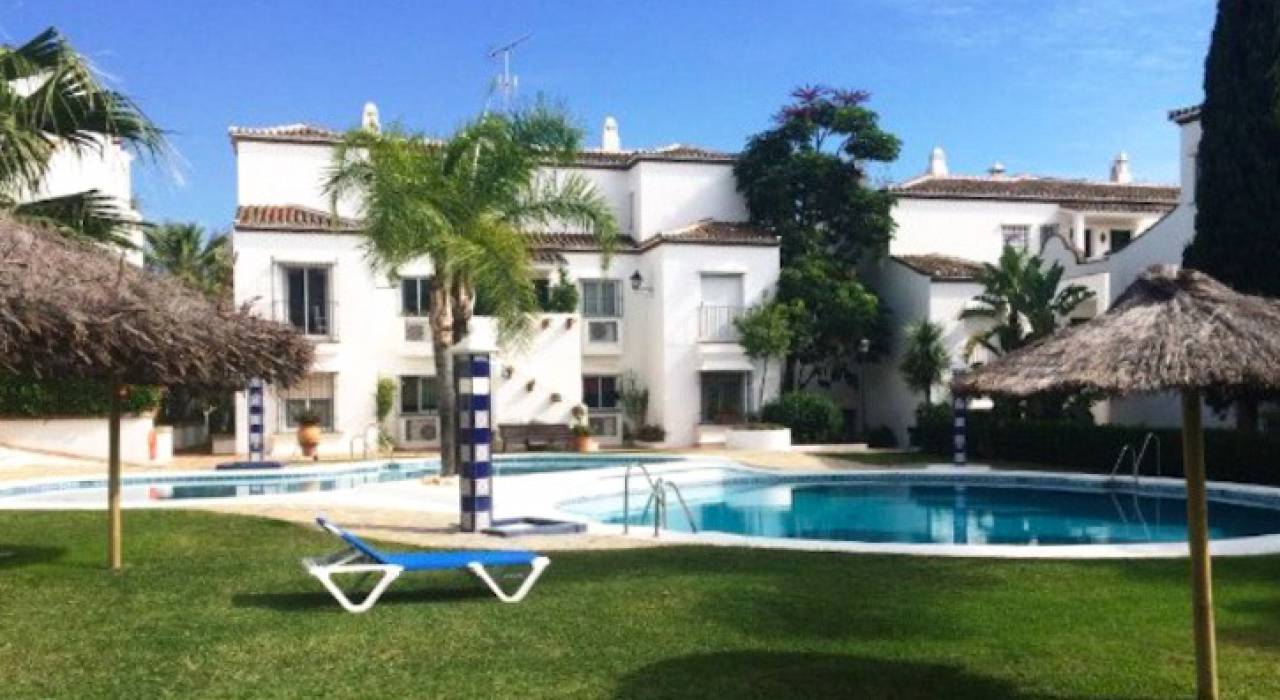 Sale - Townhouse - Marbella