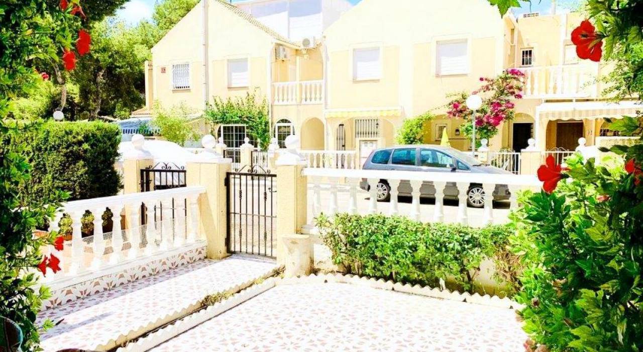 Sale - Townhouse - Orihuela Costa