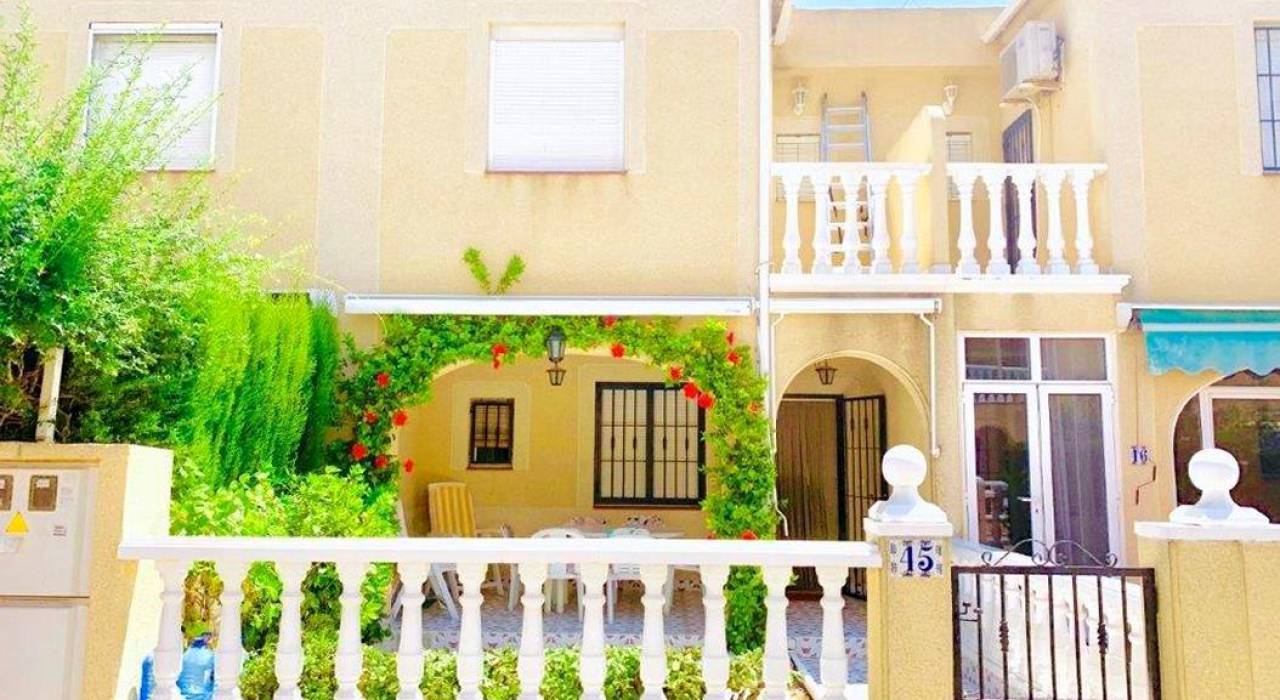 Sale - Townhouse - Orihuela Costa