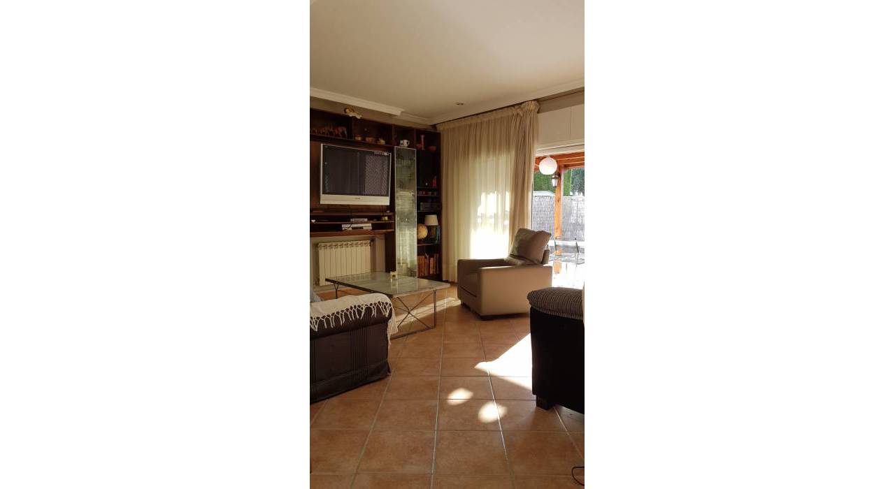 Sale - Villa - Barcelona  - Alella