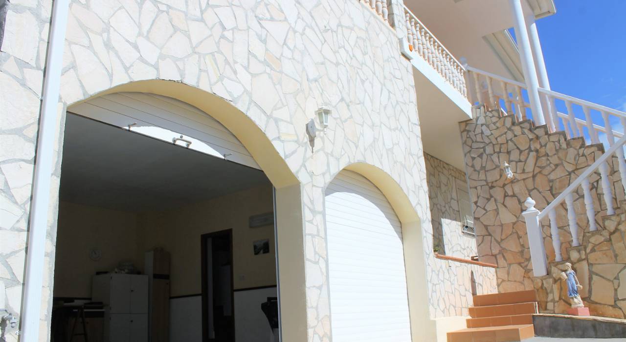 Sale - Villa - La Nucia