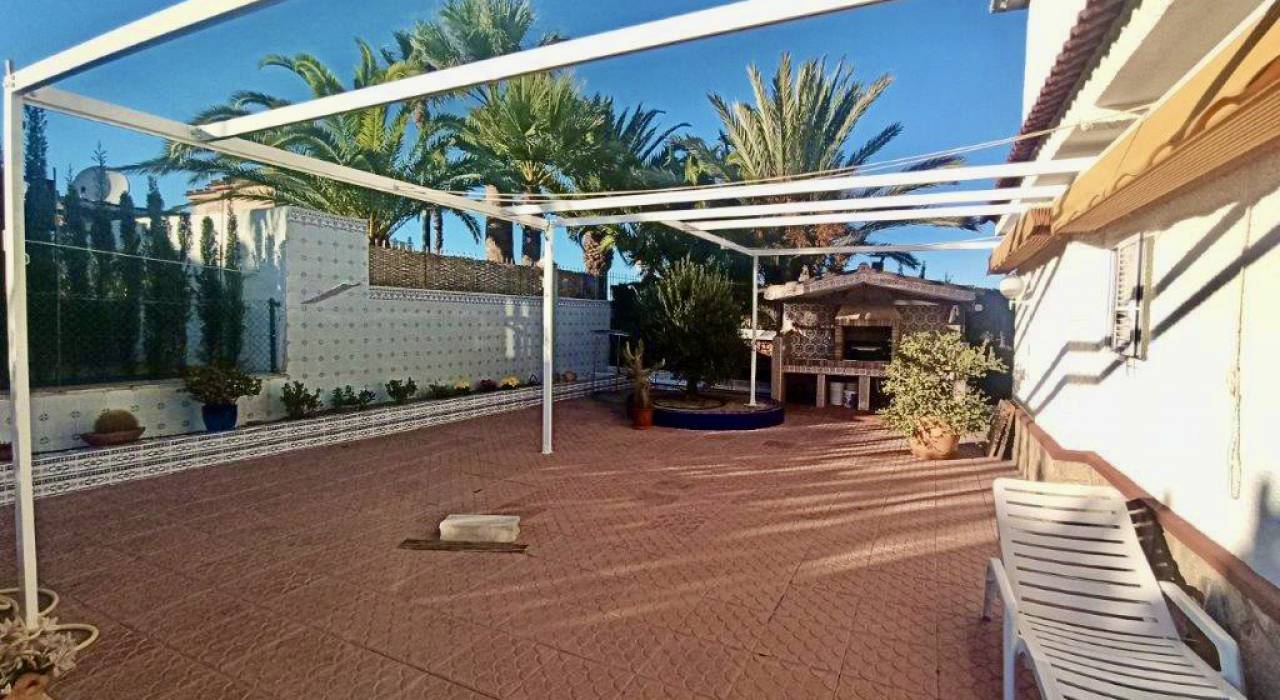 Sale - Villa - Torrevieja - Los Balcones