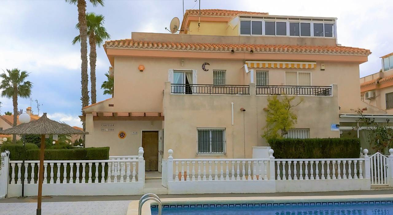 Salg - Chalet - Orihuela Costa - Playa Flamenca