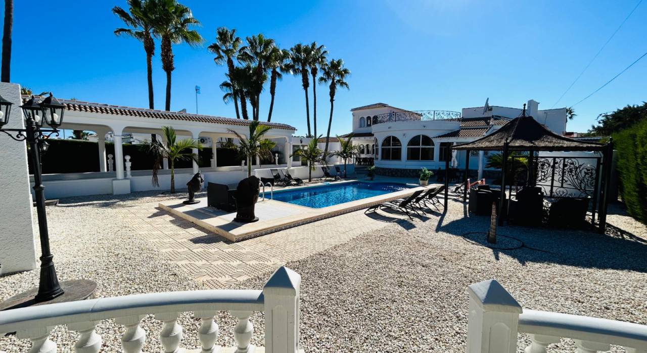 Salg - Chalet - Torrevieja - San Luis