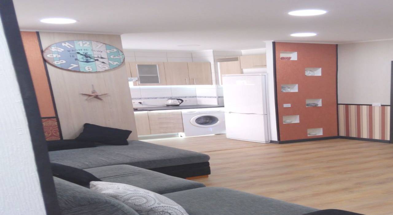 Venta - Apartamento/Piso - Valencia - Poblats Marítims/Cabanyal Canyamelar