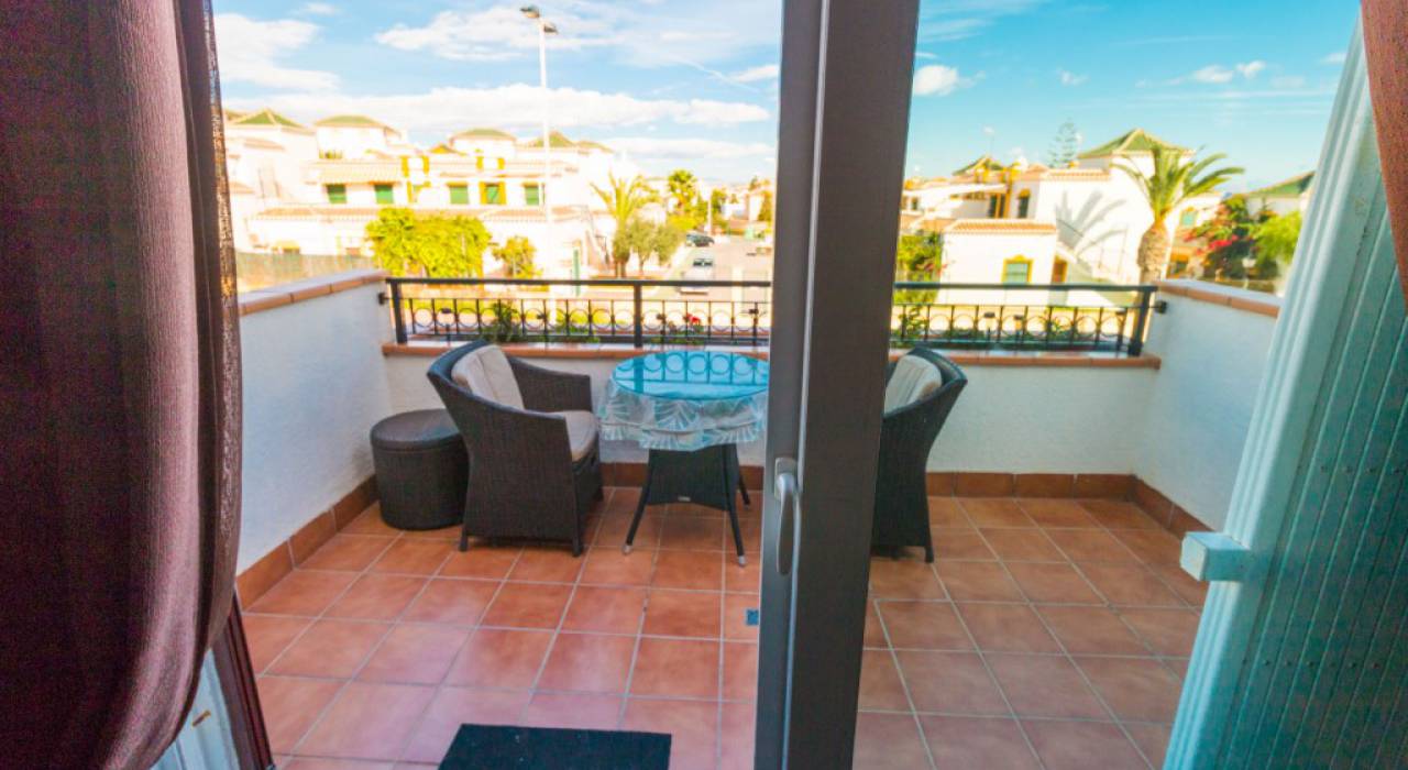 Venta - Bungalow - Torrevieja - La Mata