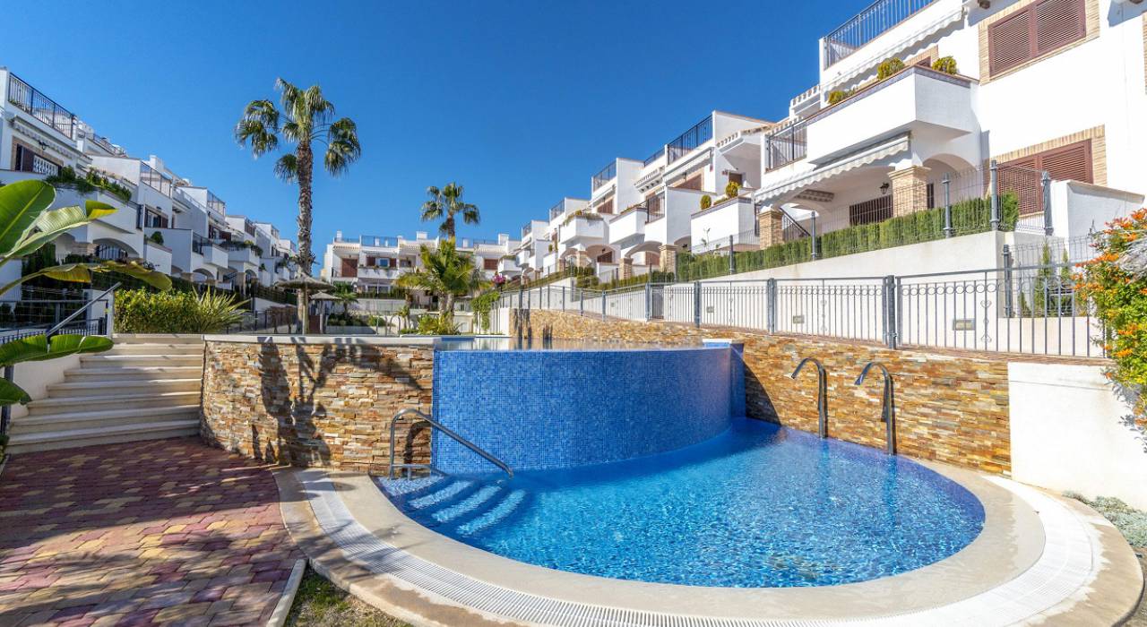 Venta - Bungalow - Torrevieja - La Mata