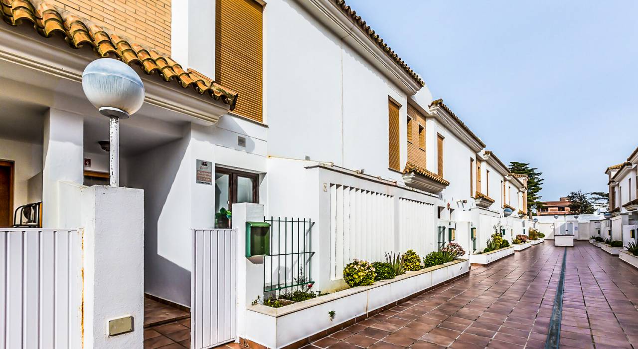 Venta - Chalet - Conil de la Frontera