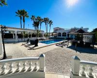 Venta - Chalet - Torrevieja - San Luis