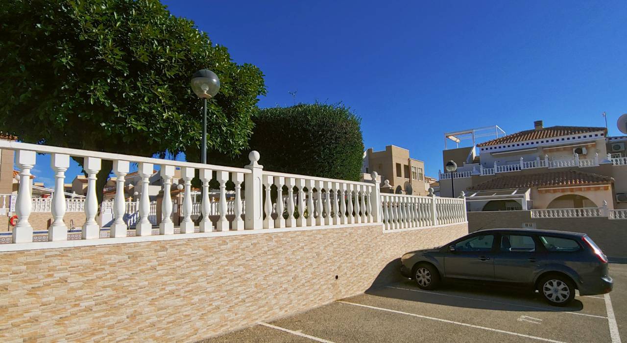 Venta - Chalet - Torrevieja - Torreblanca