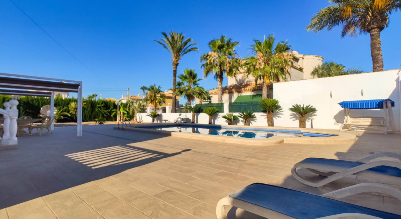 Venta - Villa - Orihuela Costa