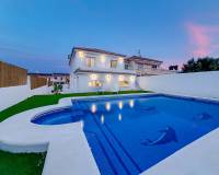 Venta - Villa - Torrevieja - Los Balcones