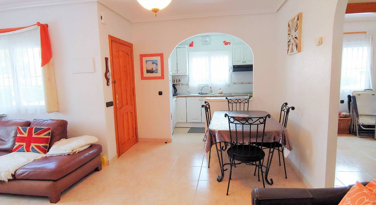 Vente - Chalet - Orihuela Costa - Playa Flamenca