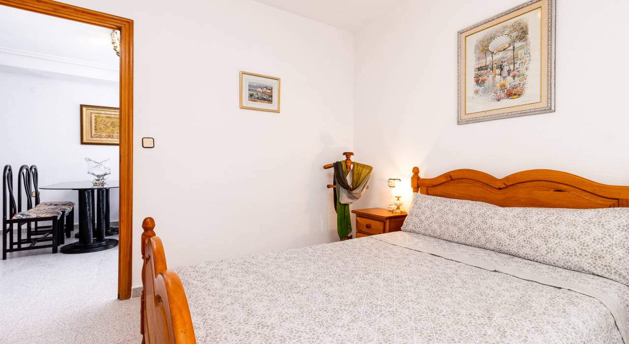 Verkauf - Wohnung - Torrevieja - Playa del Cura