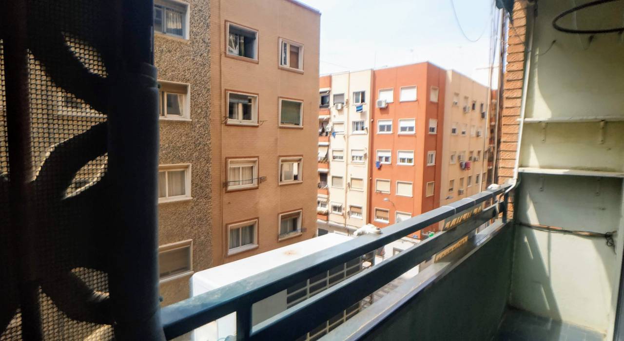 Вторичный рынок - Апартамент - Valencia - Rascanya