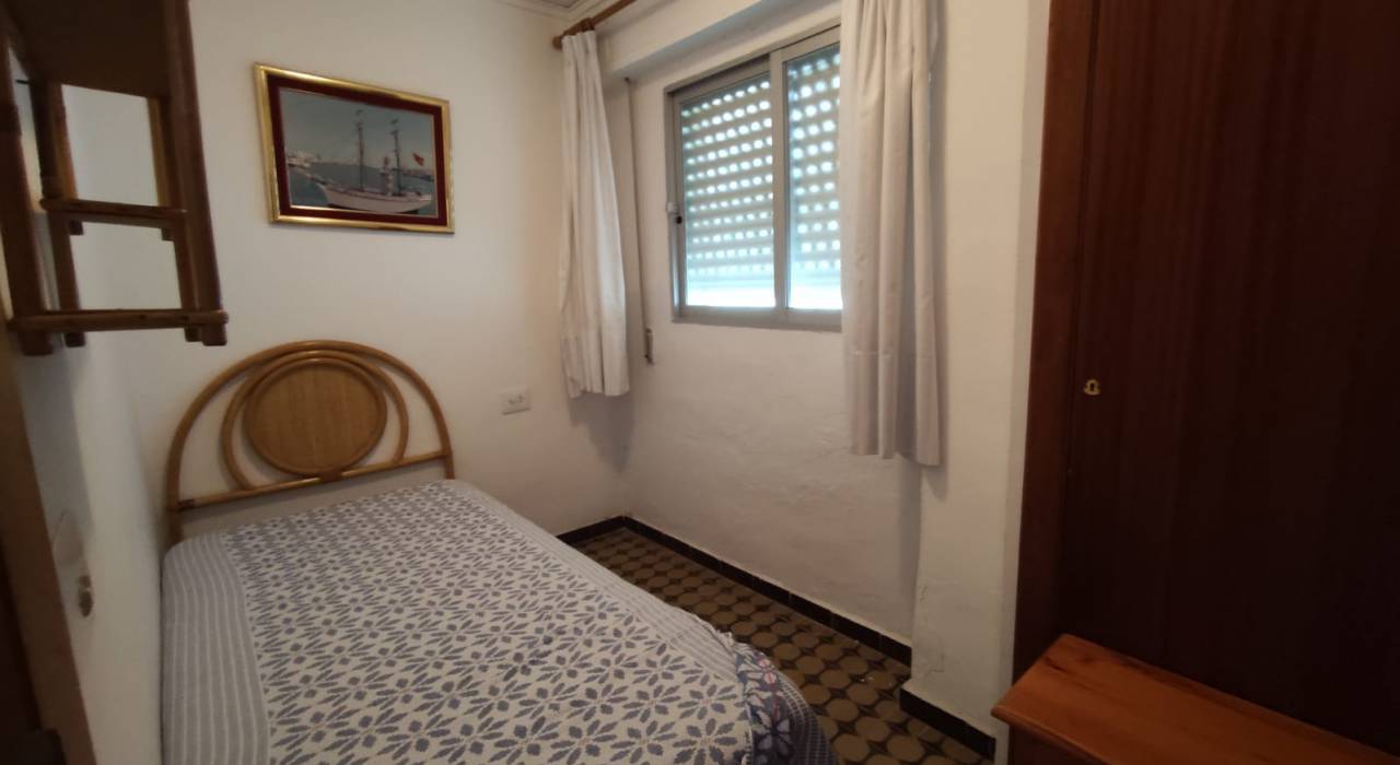 Wtórny - Apartament - Gandía - Grao y Playa