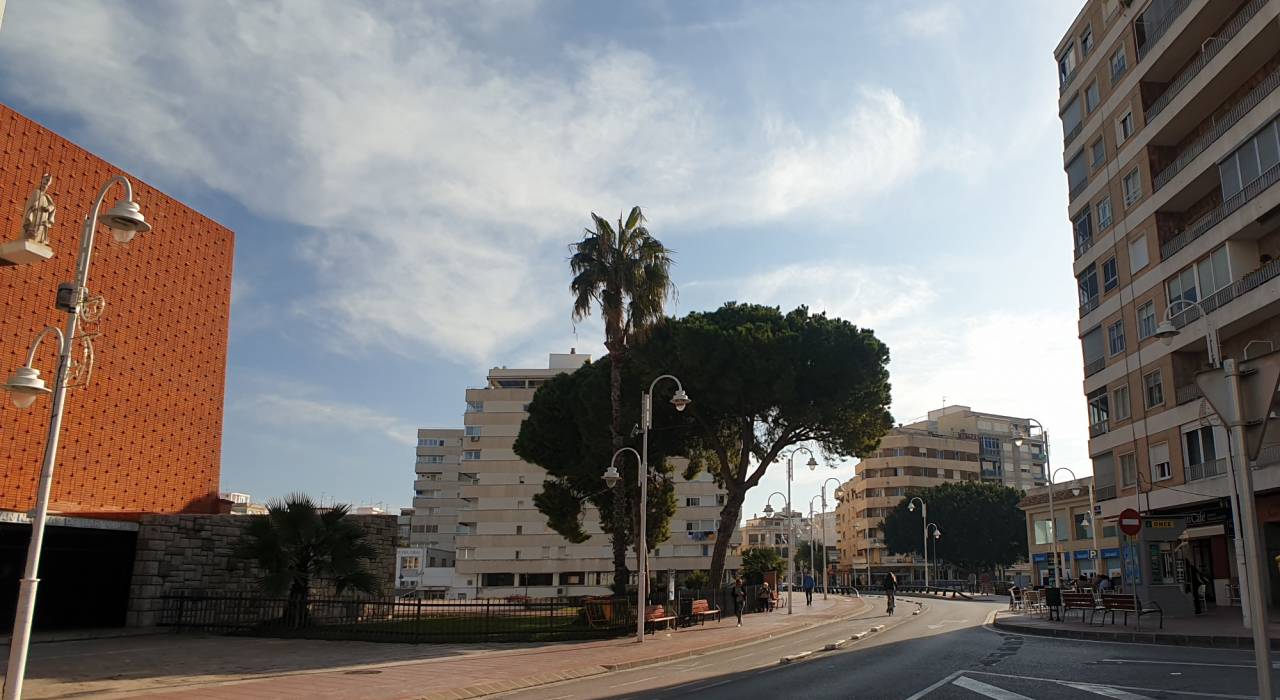 Wtórny - Apartament - Gandía - Grao y Playa