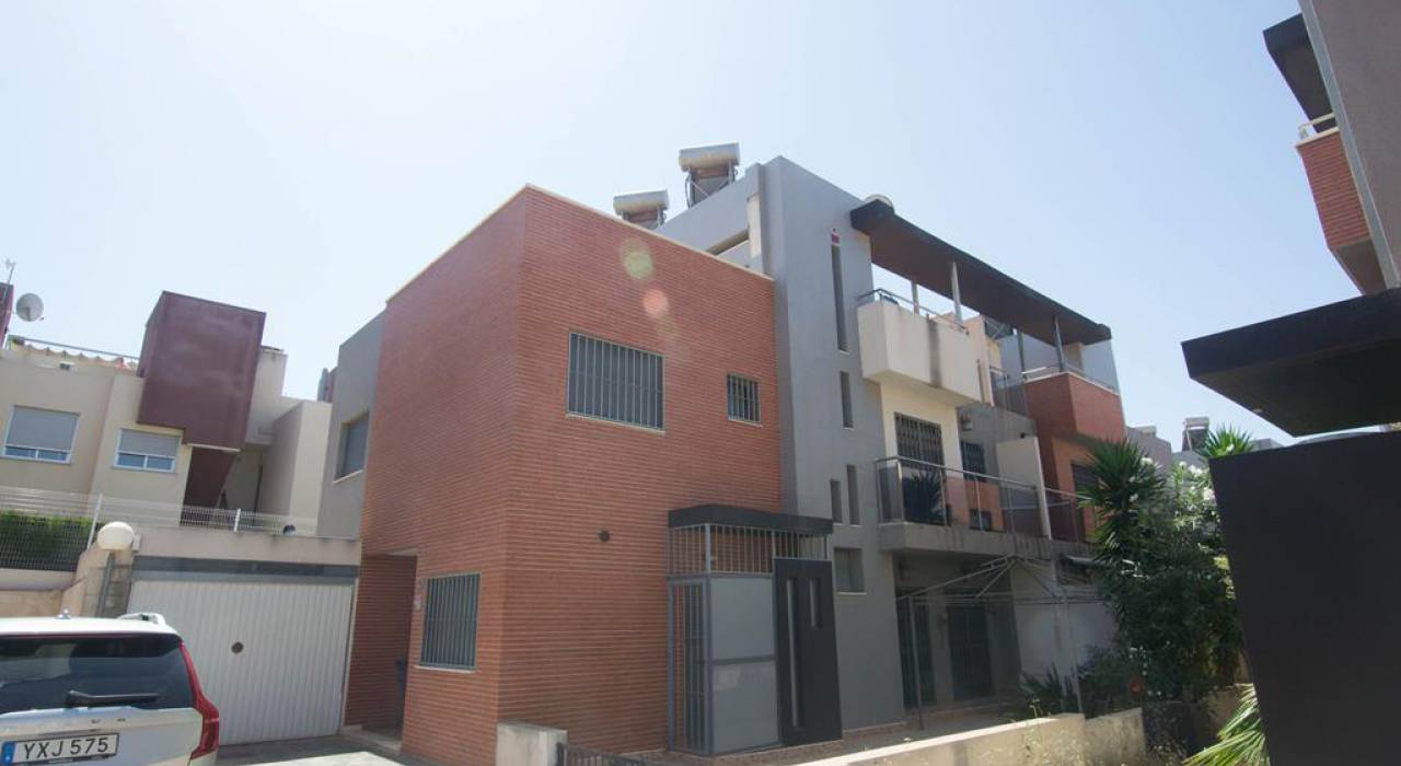 Wtórny - Chalet - Torrevieja - Aguas Nuevas